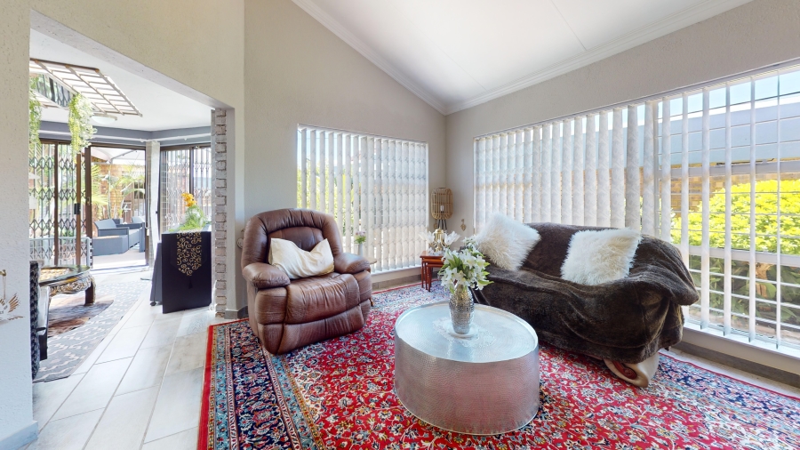 3 Bedroom Property for Sale in Sunward Park Gauteng