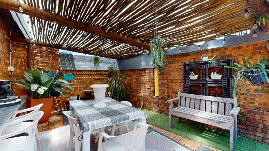 3 Bedroom Property for Sale in Sunward Park Gauteng