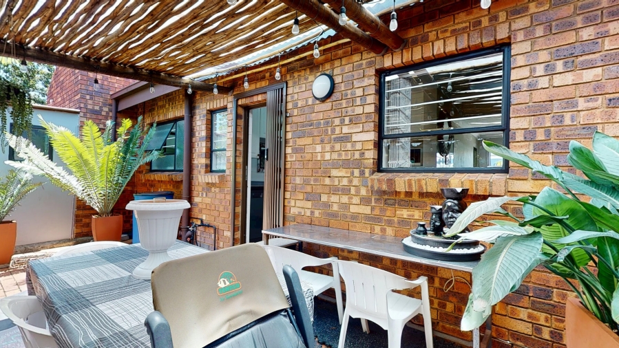 3 Bedroom Property for Sale in Sunward Park Gauteng