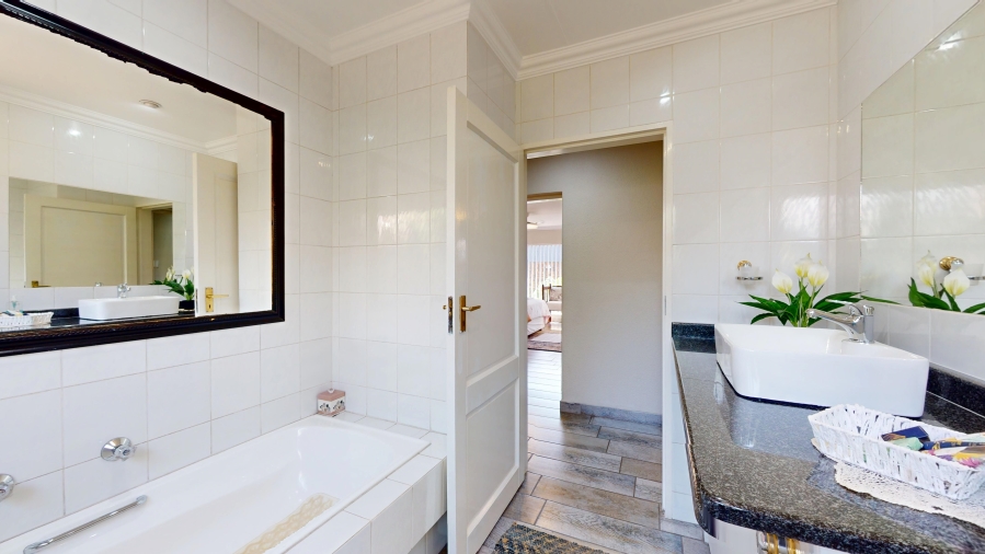 3 Bedroom Property for Sale in Sunward Park Gauteng