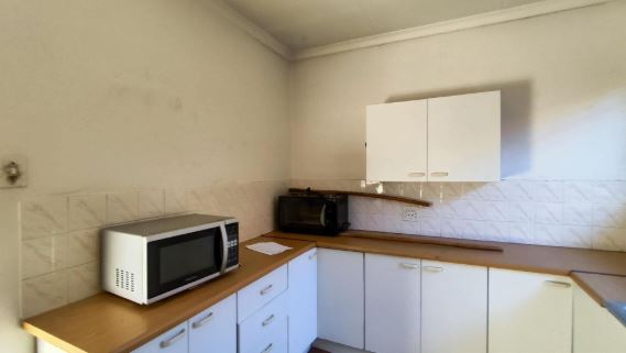 6 Bedroom Property for Sale in Three Rivers East Gauteng