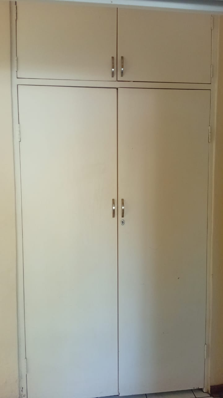 6 Bedroom Property for Sale in Three Rivers East Gauteng