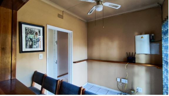 6 Bedroom Property for Sale in Three Rivers East Gauteng