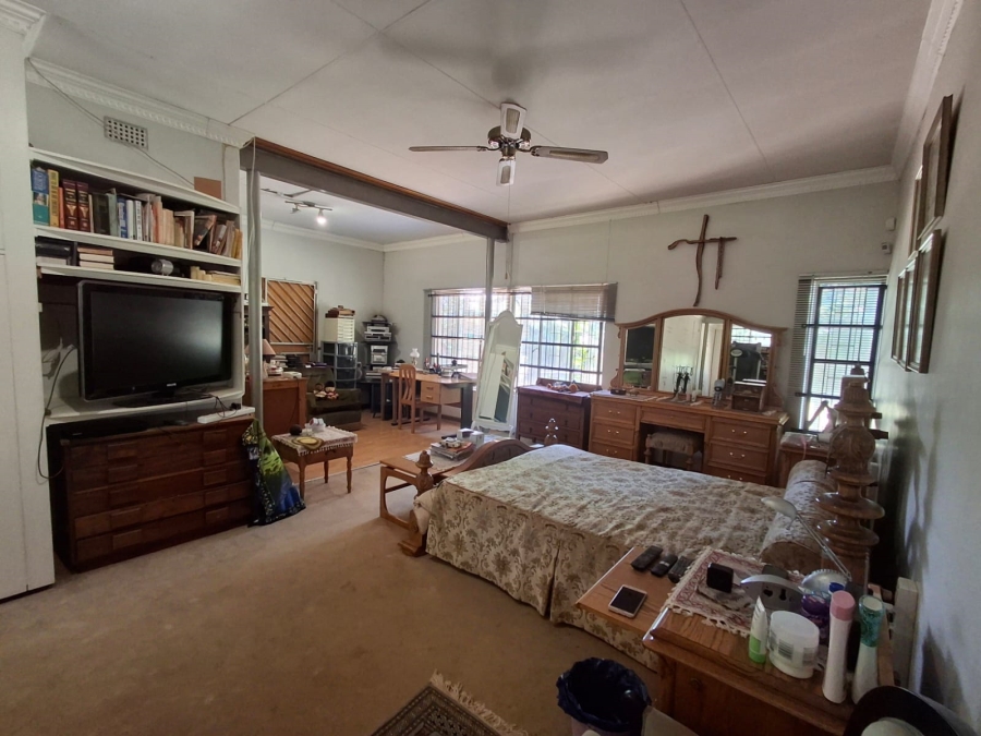 5 Bedroom Property for Sale in Theresa Park Gauteng