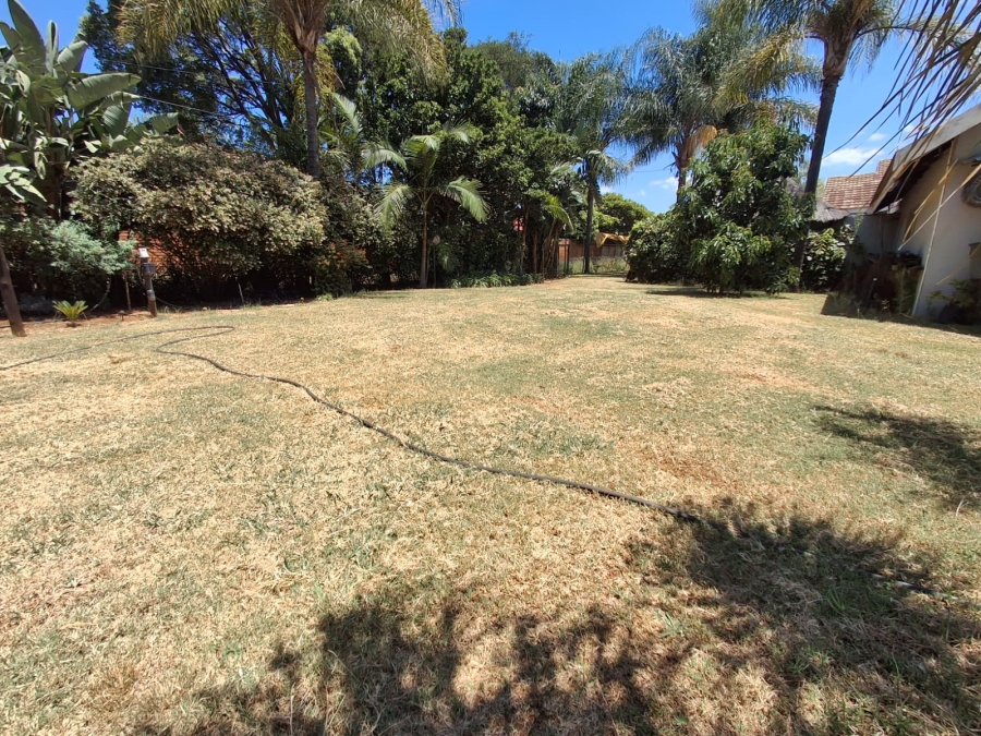 5 Bedroom Property for Sale in Theresa Park Gauteng