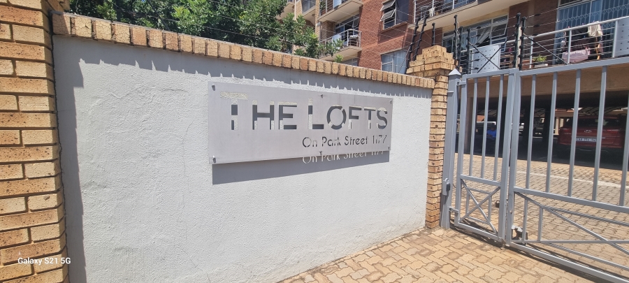 1 Bedroom Property for Sale in Hatfield Gauteng