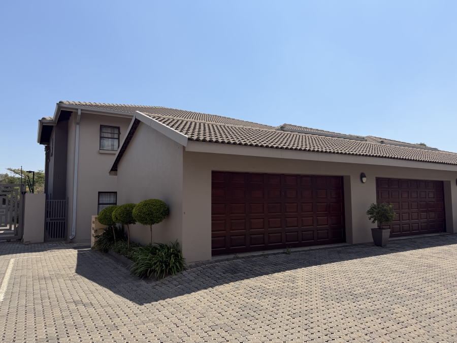 2 Bedroom Property for Sale in Bedfordview Gauteng