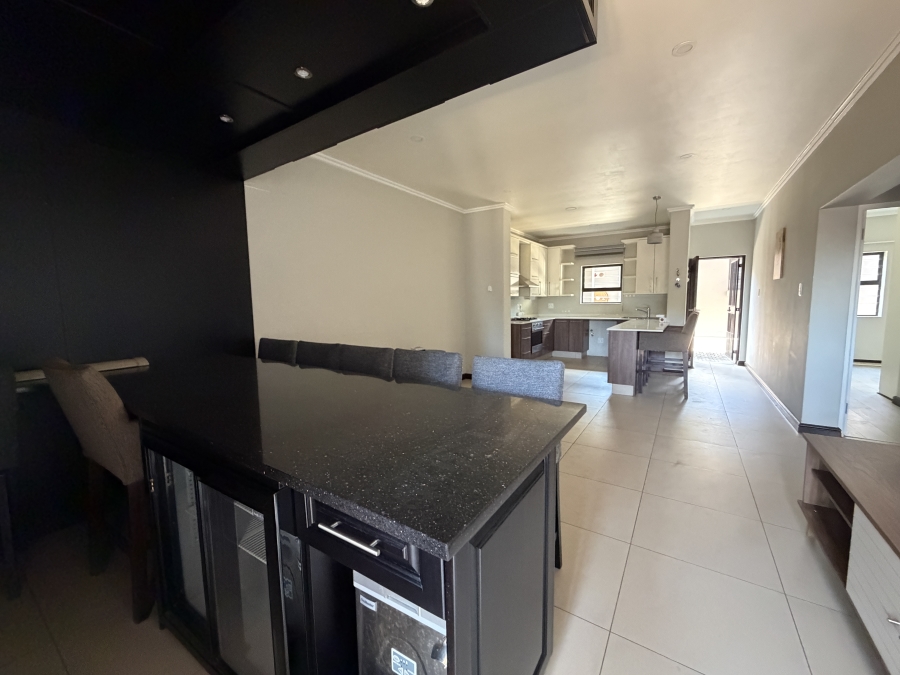 2 Bedroom Property for Sale in Bedfordview Gauteng
