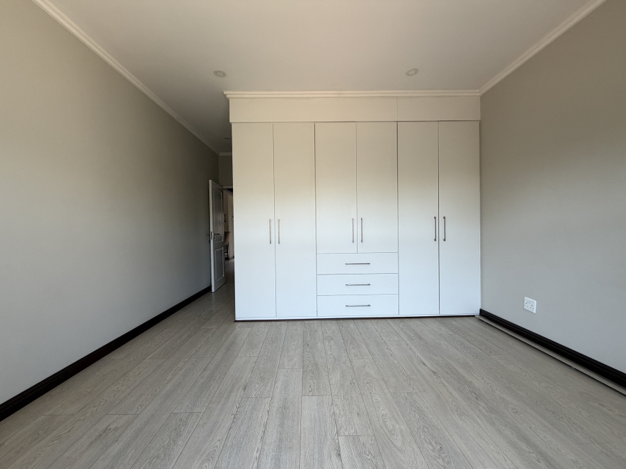 2 Bedroom Property for Sale in Bedfordview Gauteng