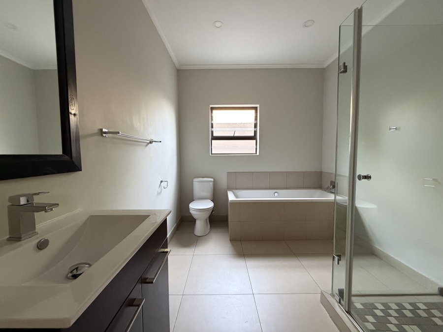 2 Bedroom Property for Sale in Bedfordview Gauteng