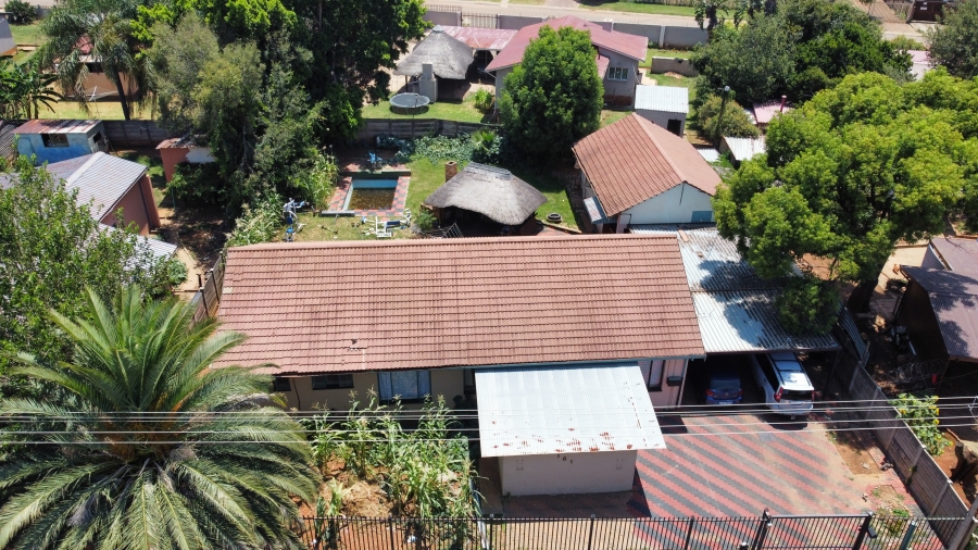 5 Bedroom Property for Sale in Danville Gauteng