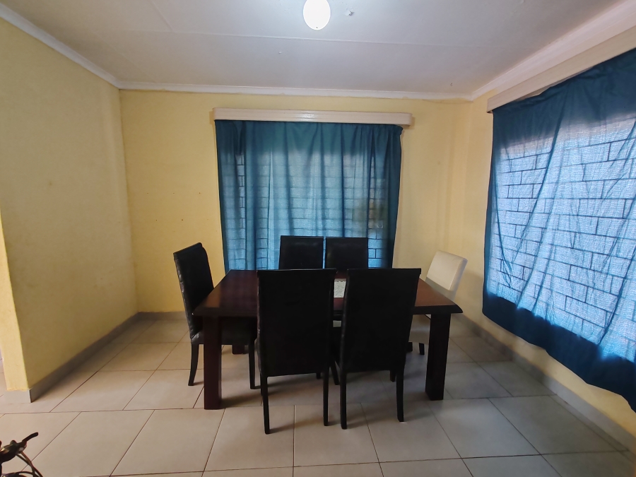 5 Bedroom Property for Sale in Danville Gauteng