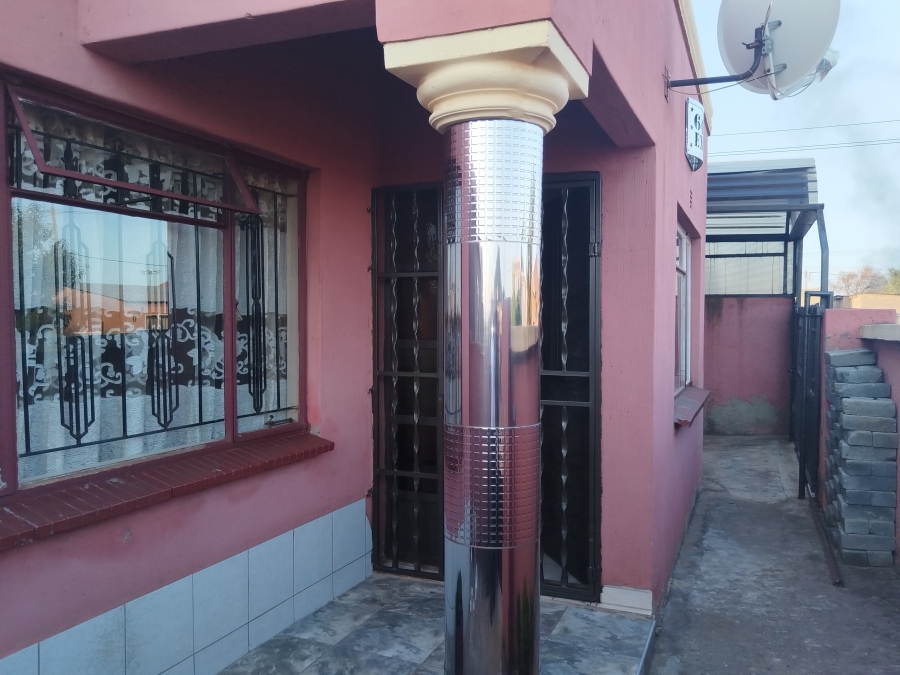 2 Bedroom Property for Sale in Stretford Gauteng