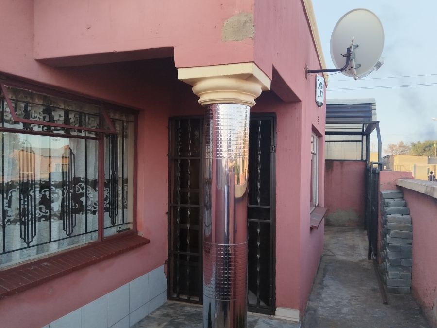 2 Bedroom Property for Sale in Stretford Gauteng