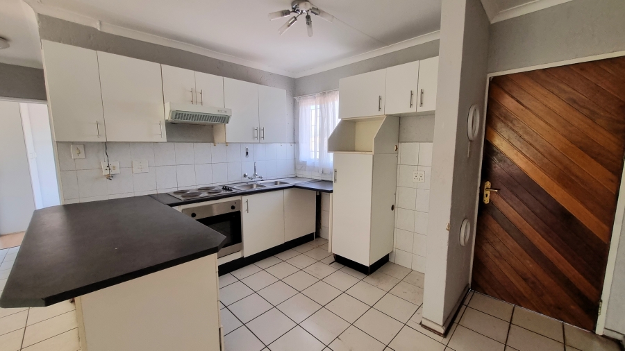 2 Bedroom Property for Sale in Castleview Gauteng