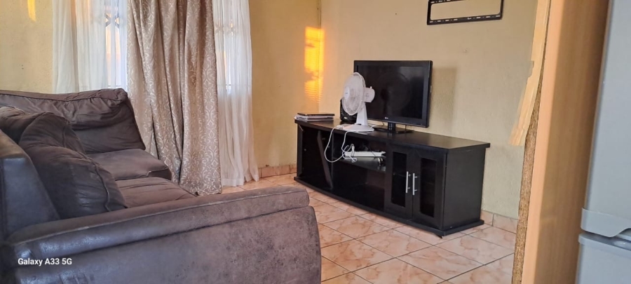 2 Bedroom Property for Sale in New Payneville Gauteng