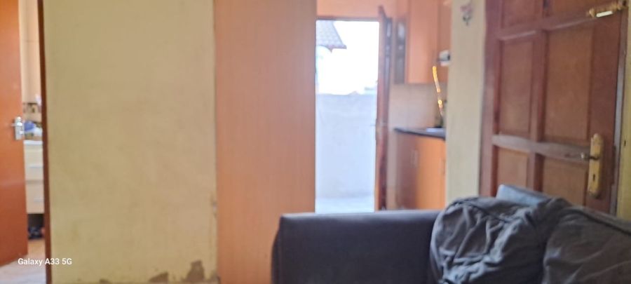 2 Bedroom Property for Sale in New Payneville Gauteng