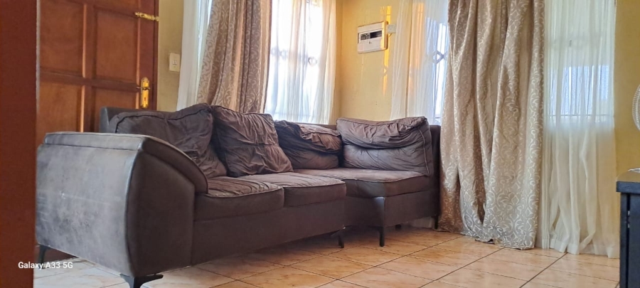 2 Bedroom Property for Sale in New Payneville Gauteng