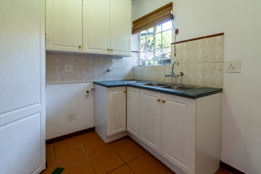 2 Bedroom Property for Sale in Die Wilgers Gauteng