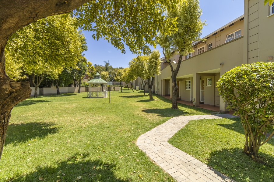 2 Bedroom Property for Sale in Paulshof Gauteng