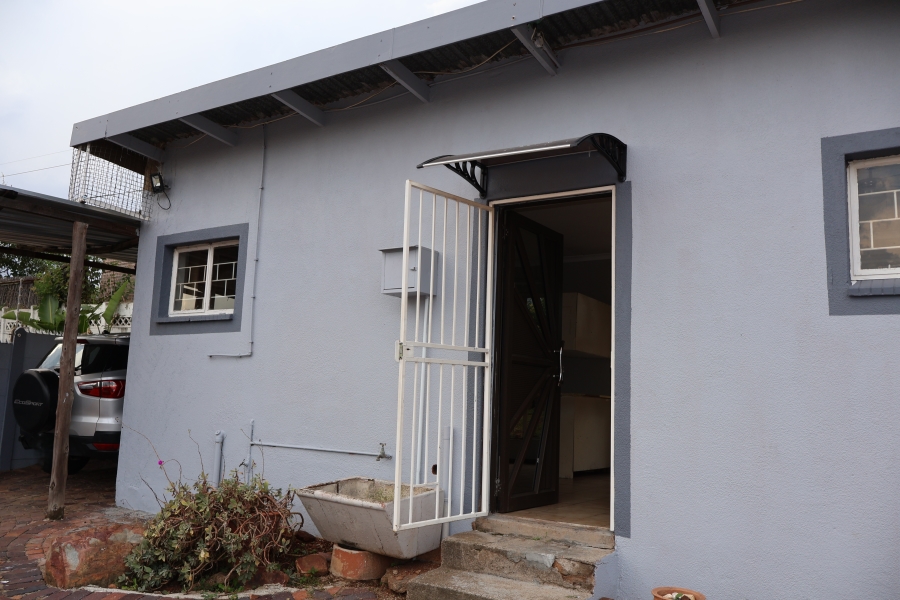 1 Bedroom Property for Sale in Discovery Gauteng