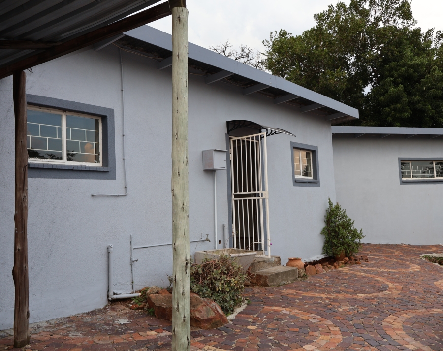 1 Bedroom Property for Sale in Discovery Gauteng