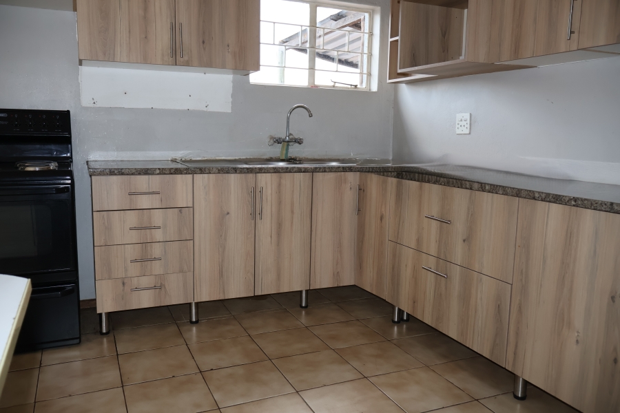 1 Bedroom Property for Sale in Discovery Gauteng