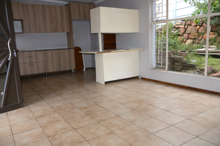 1 Bedroom Property for Sale in Discovery Gauteng