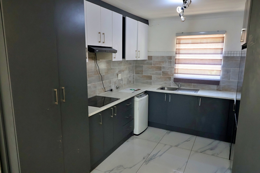 1 Bedroom Property for Sale in Terenure Gauteng