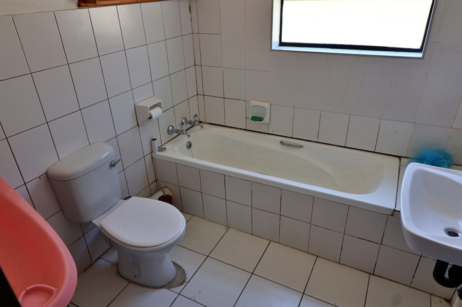1 Bedroom Property for Sale in Terenure Gauteng