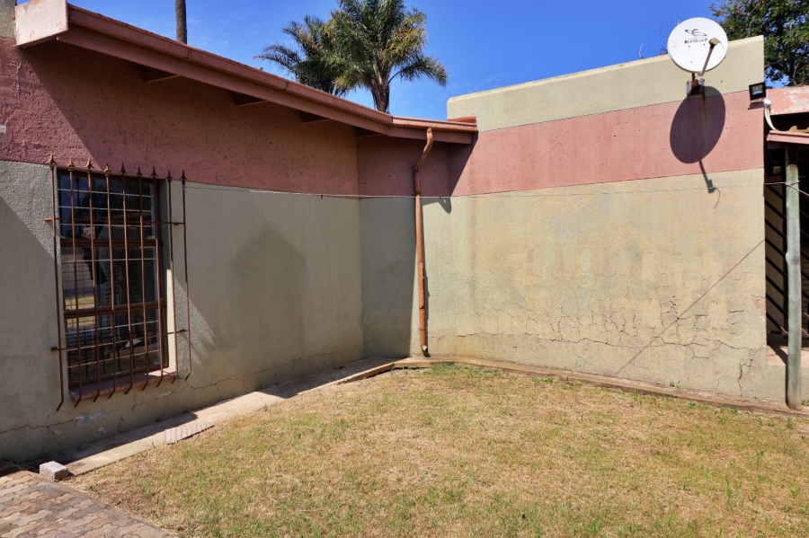 1 Bedroom Property for Sale in Terenure Gauteng