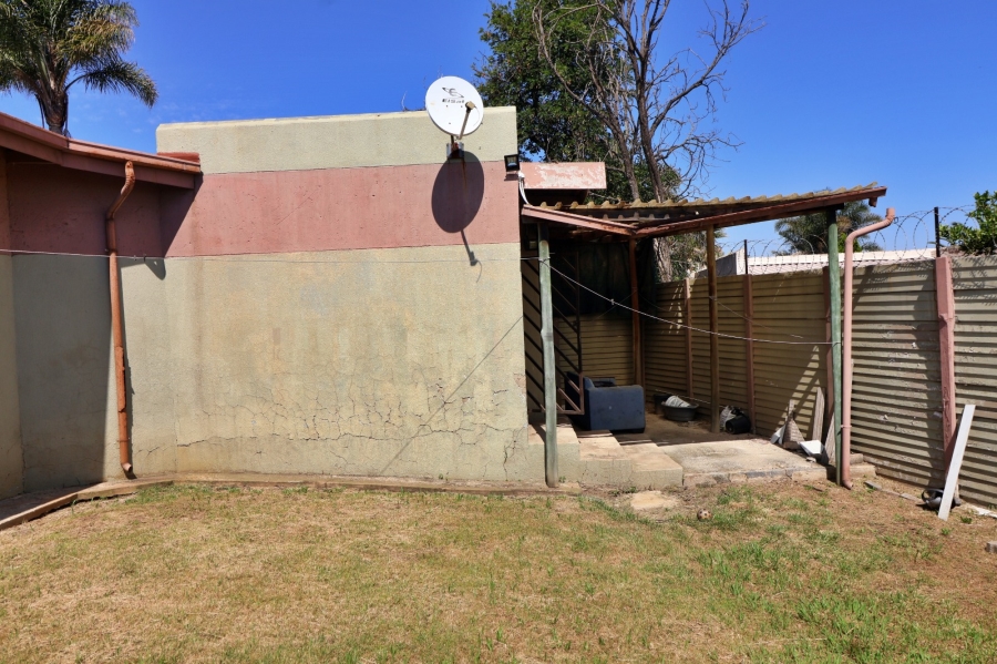 1 Bedroom Property for Sale in Terenure Gauteng