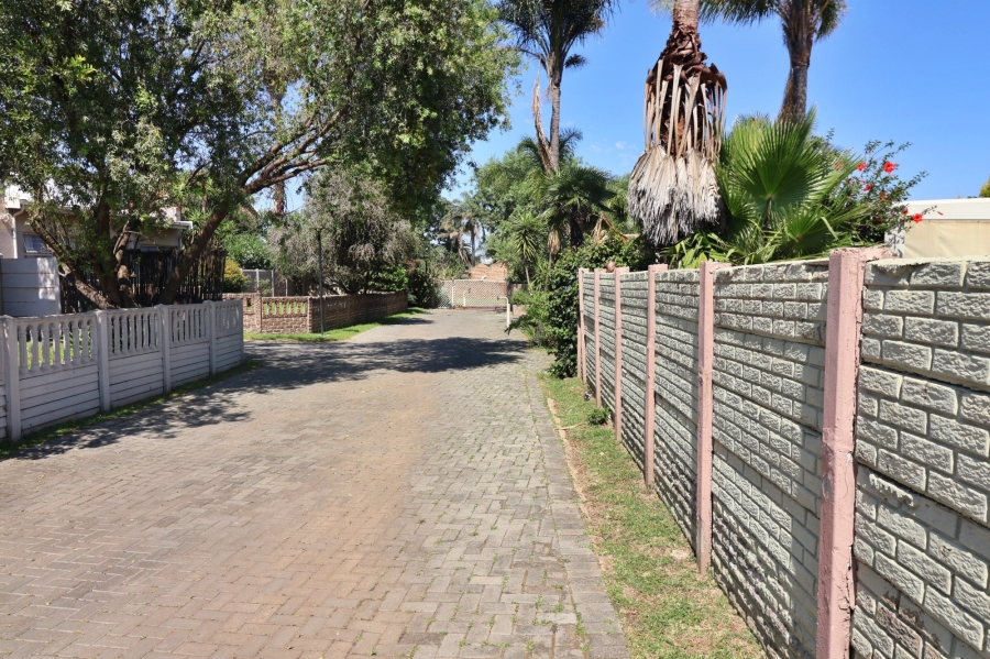 1 Bedroom Property for Sale in Terenure Gauteng