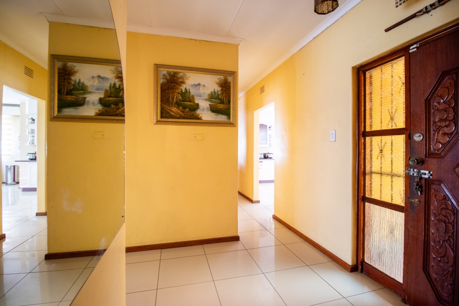 4 Bedroom Property for Sale in Dunnottar Gauteng