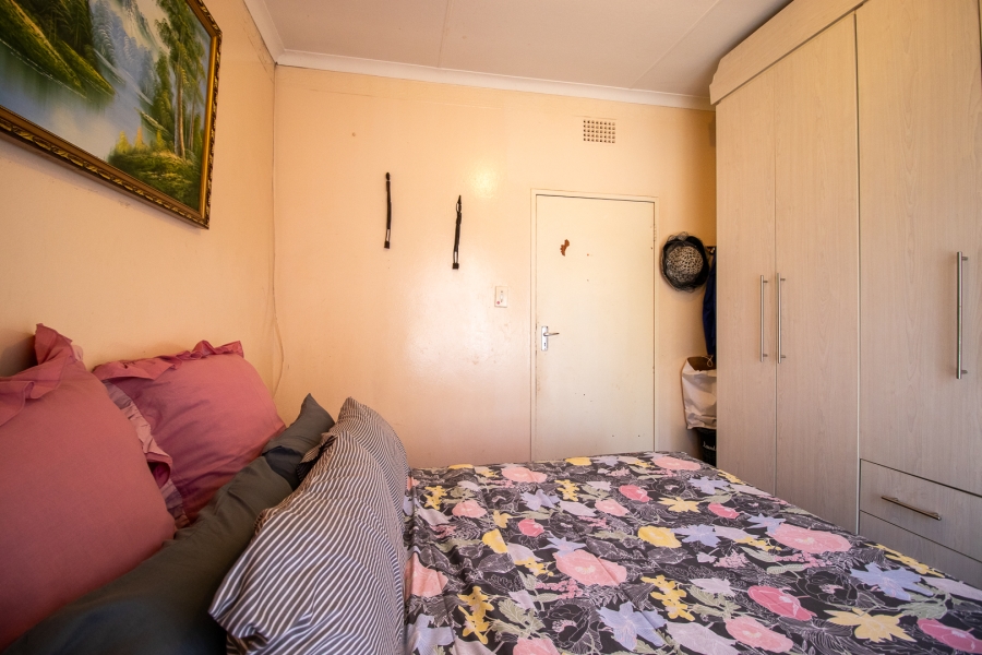 4 Bedroom Property for Sale in Dunnottar Gauteng