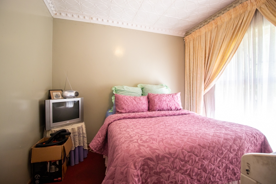 4 Bedroom Property for Sale in Dunnottar Gauteng