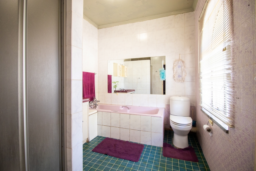 4 Bedroom Property for Sale in Dunnottar Gauteng