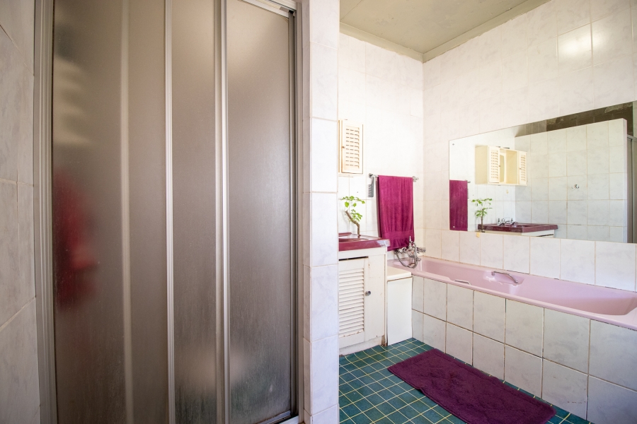 4 Bedroom Property for Sale in Dunnottar Gauteng