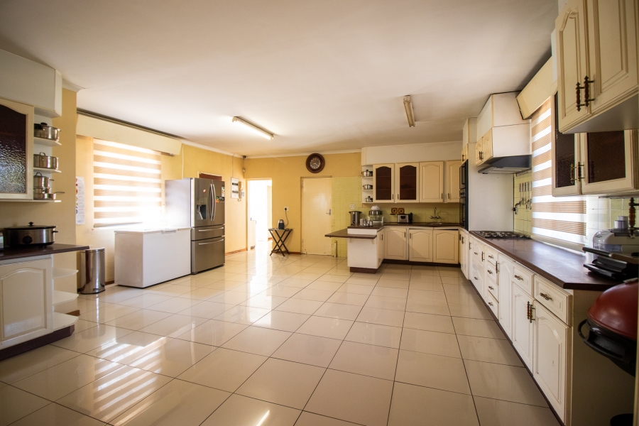 4 Bedroom Property for Sale in Dunnottar Gauteng