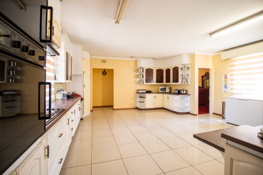 4 Bedroom Property for Sale in Dunnottar Gauteng