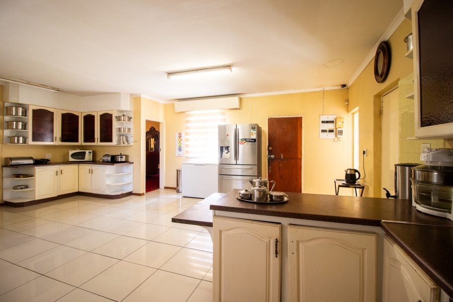4 Bedroom Property for Sale in Dunnottar Gauteng