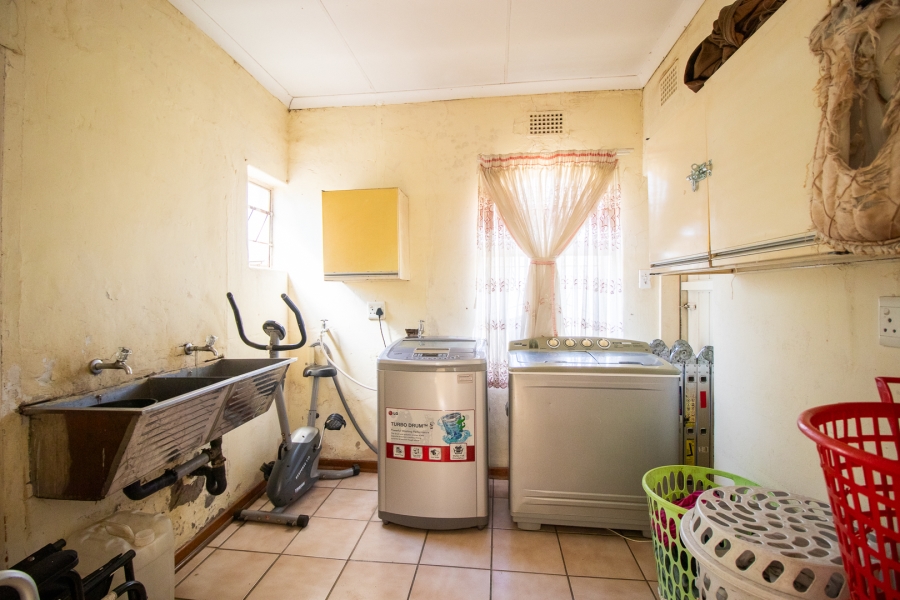 4 Bedroom Property for Sale in Dunnottar Gauteng