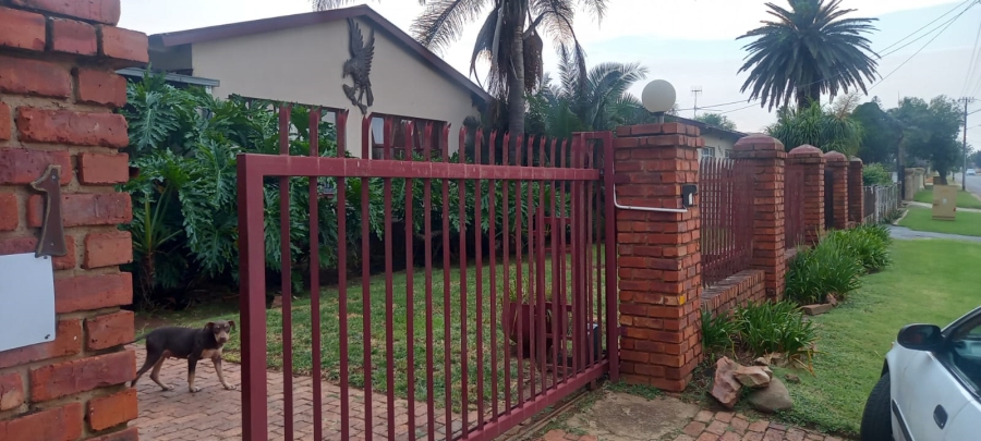 3 Bedroom Property for Sale in Danville Gauteng