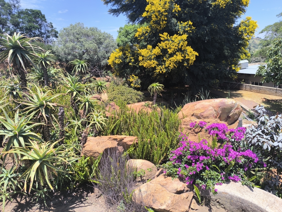 3 Bedroom Property for Sale in Linmeyer Gauteng