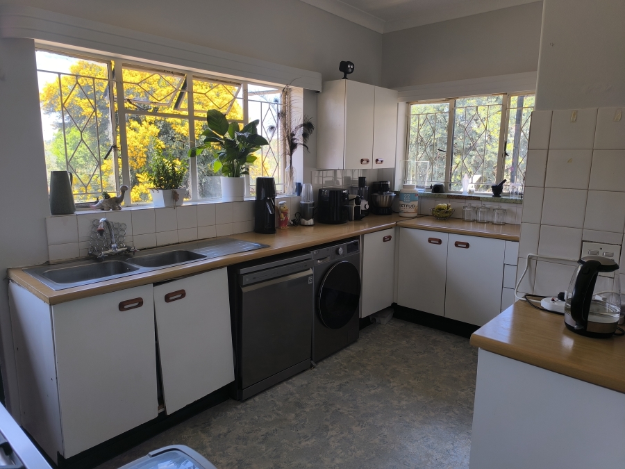 3 Bedroom Property for Sale in Linmeyer Gauteng