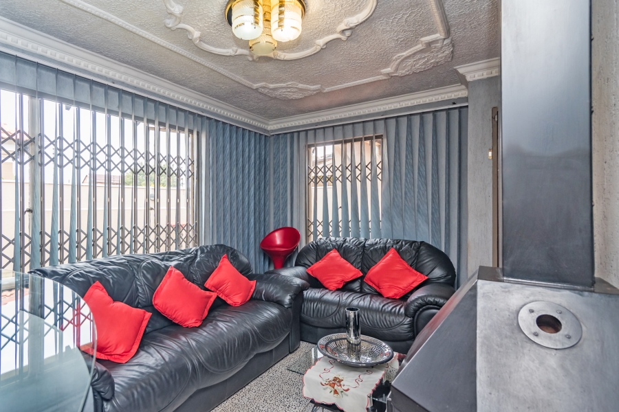 3 Bedroom Property for Sale in Protea Glen Gauteng