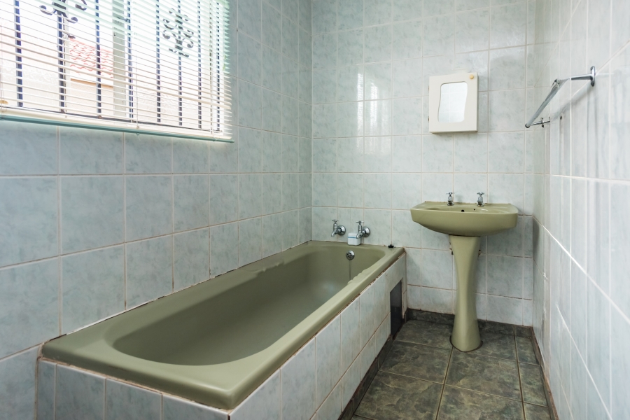 3 Bedroom Property for Sale in Protea Glen Gauteng