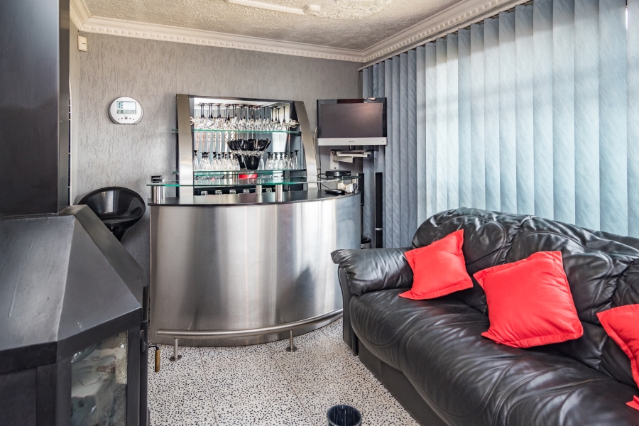 3 Bedroom Property for Sale in Protea Glen Gauteng