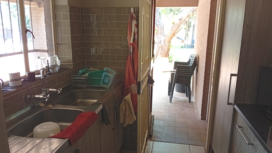 4 Bedroom Property for Sale in Meyerton Central Gauteng