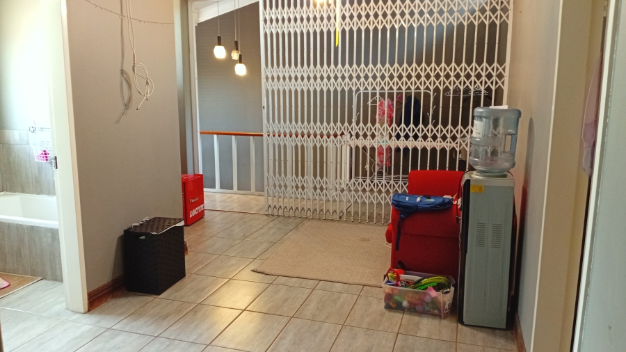 4 Bedroom Property for Sale in Meyerton Central Gauteng